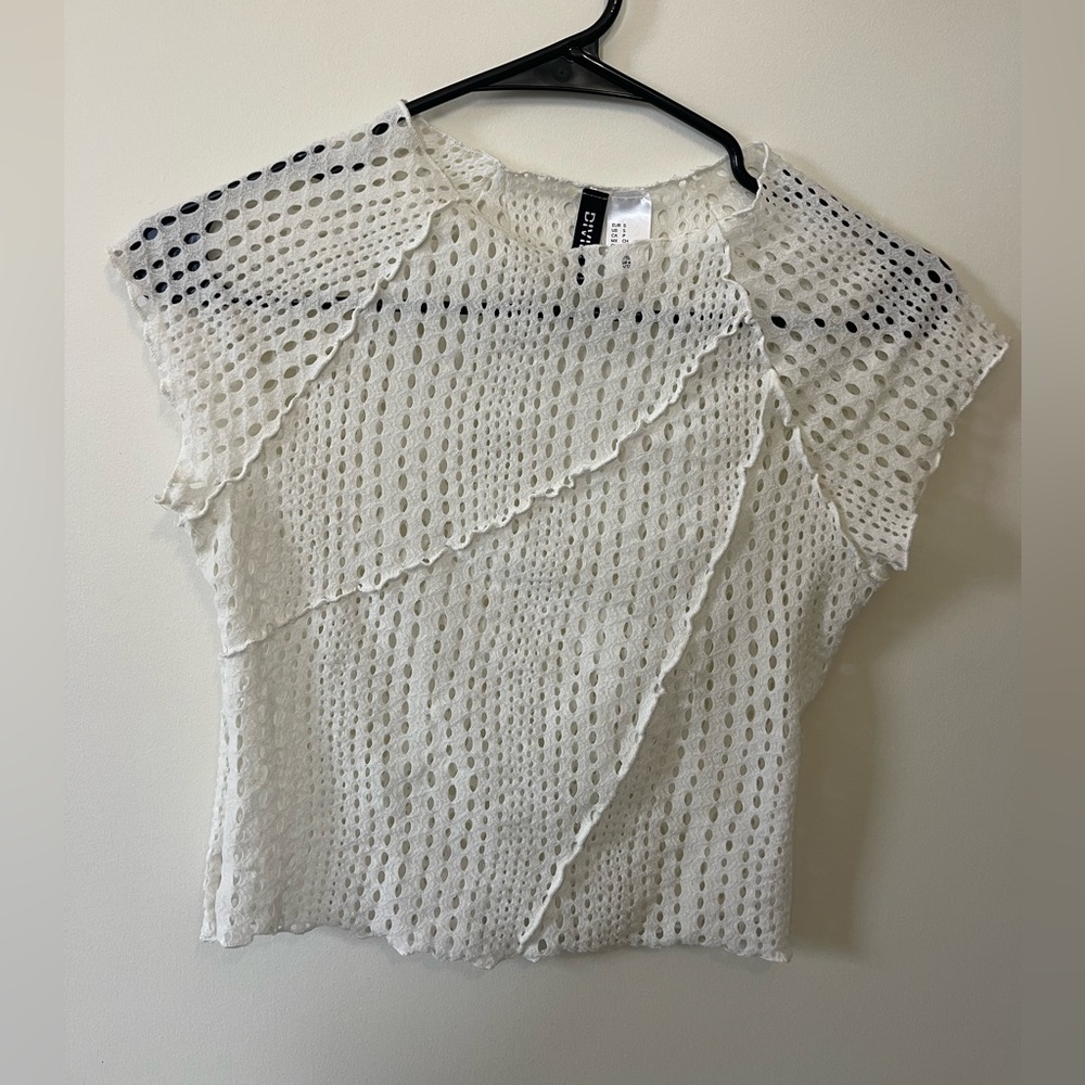 H&M white top